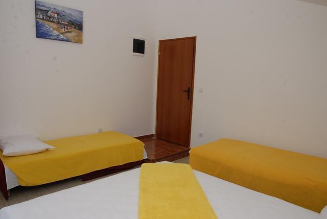 Apartments Dosljak Tivat Exterior photo