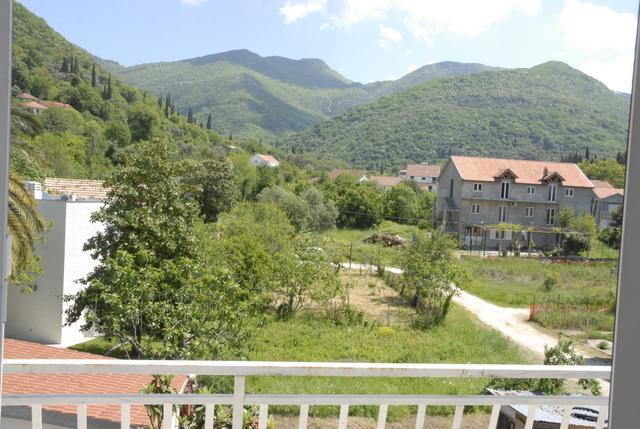Apartments Dosljak Tivat Exterior photo